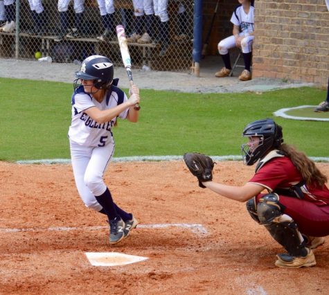 Eaglettes sweep Hebron, advance in state