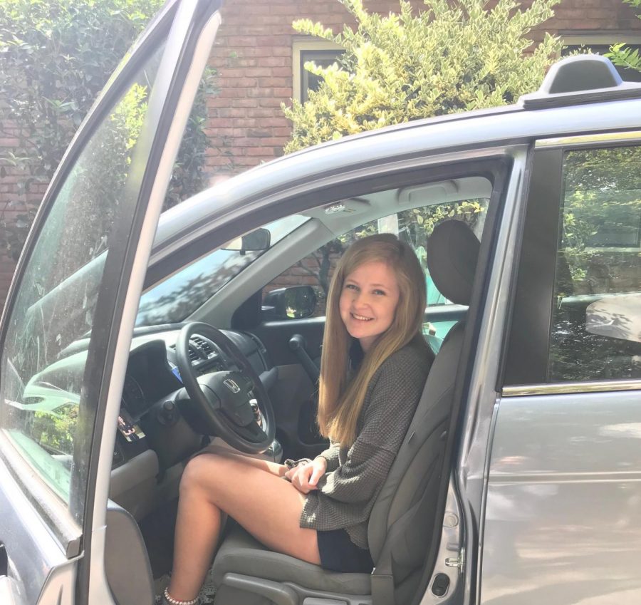 Sophomore+Ashley+Parel+is+thrilled+about+getting+her+drivers+license%2C+and+the+freedoms+and+responsibilities+that+come+with+it