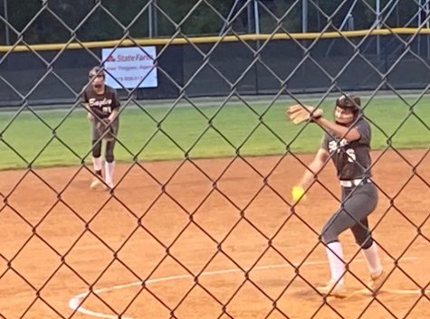 Kenna pitches against First Presbyterian Day School.